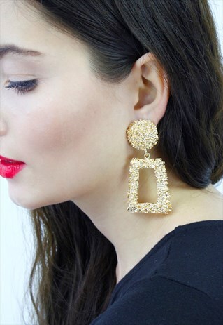 GOLD GEOMETRIC STATEMEMENT EARRINGS