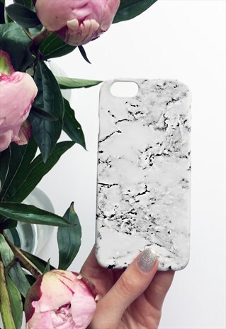 MARBLED MINIMAL STYLE PHONE CASE