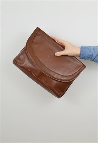 FLIP LID CLUTCH PURSE