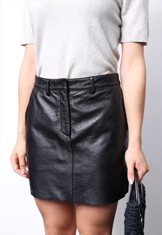 VINTAGE 80S BLACK LEATHER RAW HEM MINI SKIRT