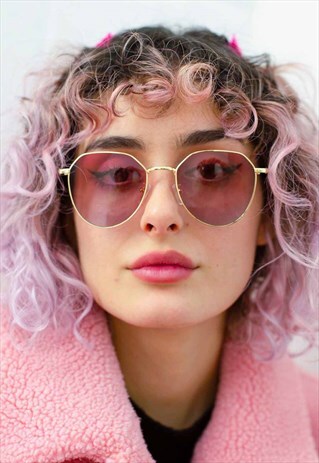 CLASSIC ROUND SUNGLASSES WITH GOLD FRAME AND PURPLE LENS