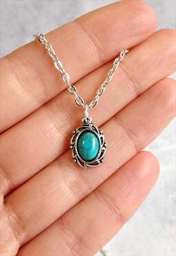 Antique-Style Turquoise Stone Necklace