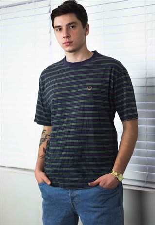 VINTAGE TOMMY HILFIGER T-SHIRT LOGO 90S L 7.7