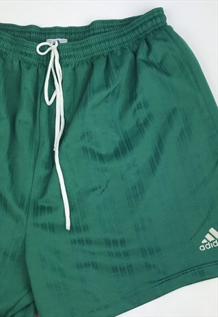 VINTAGE ADIDAS SHORTS IN GREEN WITH FELT PRINT LOGO AND DRAW