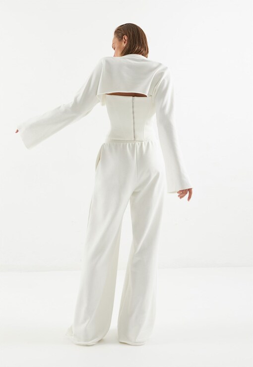 garment image