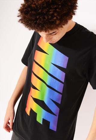 VINTAGE NIKE T-SHIRT BLACK