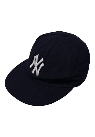 Vintage New Era MLB Yankees Navy Snapback Cap Womens
