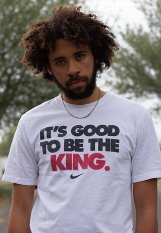 VINTAGE 00S NIKE SPELLOUT T SHIRT IN WHITE, BLACK AND RED