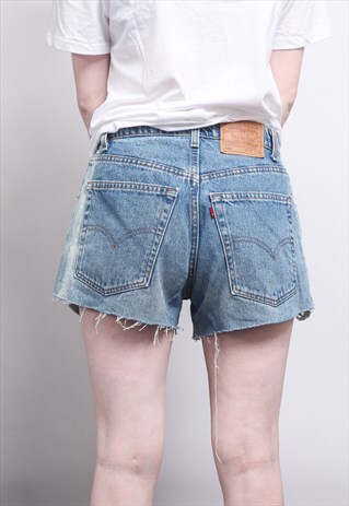 VINTAGE 90S LEVI'S DENIM SHORTS