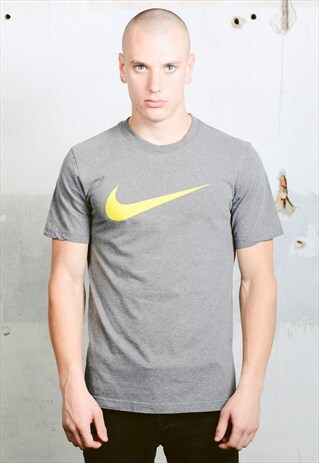 VINTAGE NIKE T-SHIRT