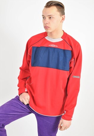 VINTAGE 90S REWORKED SWEATSHIRT IN RED