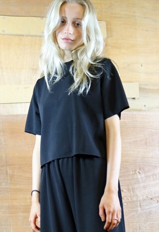 RELAX FIT BOX TOP IN TEXTURED FABRIC