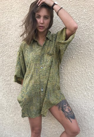 OVERSIZED RETRO 90S 80S VINTAGE UNISEX FESTIVAL SHIRT