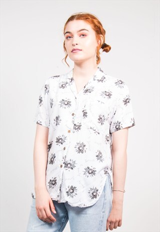 VINTAGE 90'S WHITE FLORAL PATTERN SHORT SLEEVE SHIRT
