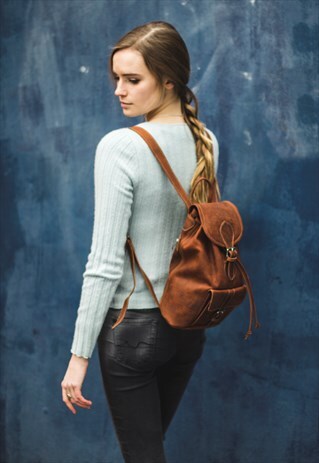 THE STRESSED BROWN HUNTER BACKPACK (SMALL)