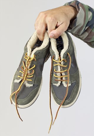 VINTAGE NIKE FUR-LINED KHAKI GREEN TRAINERS