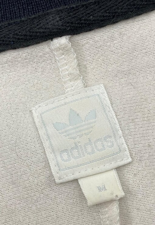 garment image