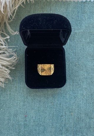 GOLD PLATED SIGNET RING