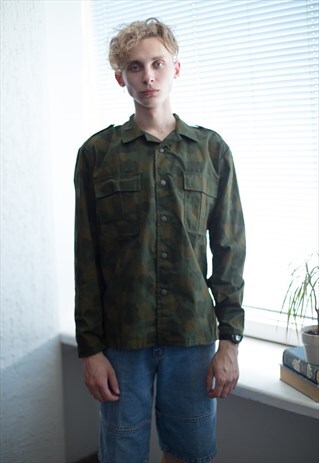 VINTAGE 80'S KHAKI CAMO JACKET
