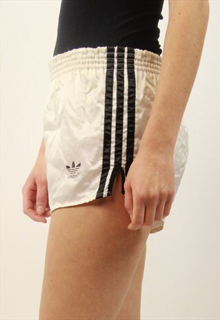 VINTAGE ADIDAS HIGH WAISTED SHORTS