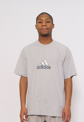 VINTAGE ADIDAS T SHIRT
