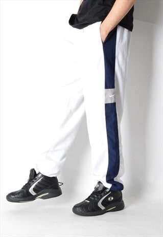 VINTAGE 90S WHITE NIKE PANTS