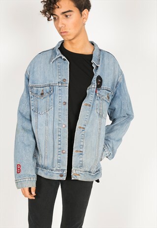 VINTAGE 80S LEVI'S PATCHED DENIM JACKET / R1129