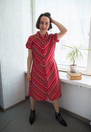 VINTAGE 70'S RED PATTERNED MIDI SHORT SLEEVED DRESS