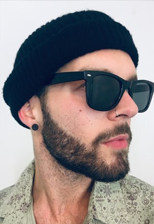 VINTAGE 90S CLASSIC BLACK WAYFARER SUNGLASSES