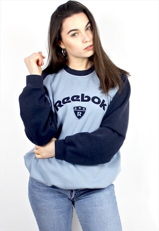 90'S RETRO BLUE OVERSIZED SWEATSHIRT