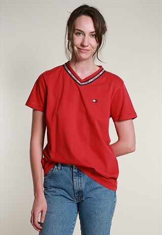 TOMMY HILFIGER RED T-SHIRT