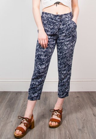 VINTAGE BLUE PATTERNED CROPPED LOOSE FIT SUMMER TROUSERS