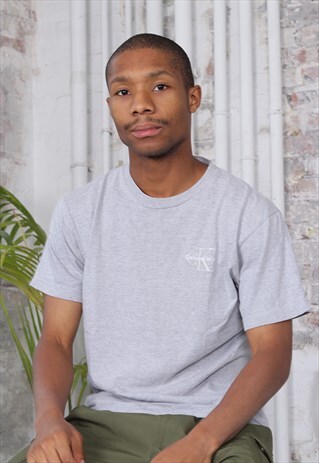 VINTAGE CALVIN KLEIN CHEST LOGO T-SHIRT GREY
