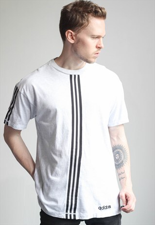 VINTAGE ADIDAS T-SHIRT