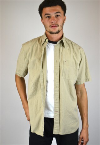 VINTAGE 90'S TOMMY HILFIGER SHORT-SLEEVED SHIRT