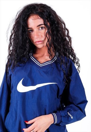 VINTAGE NIKE SWEATSHIRT SW611