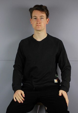 VINTAGE CARHARTT SWEATSHIRT IN BLACK WITH PATCH AND PRINTED