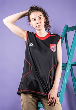 ADIDAS VINTAGE 1990S BLACK SLEEVELESS TOP