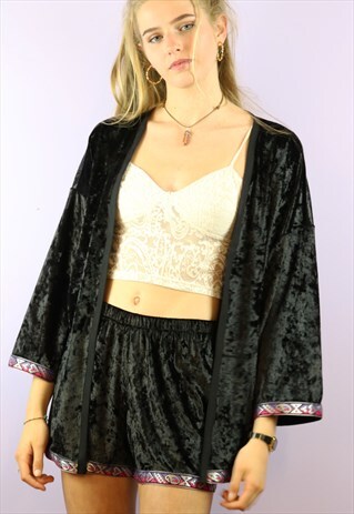 SHORTS AND KIMONO CO-ORDINATES BLACK VELVET & HEARTS TRIM