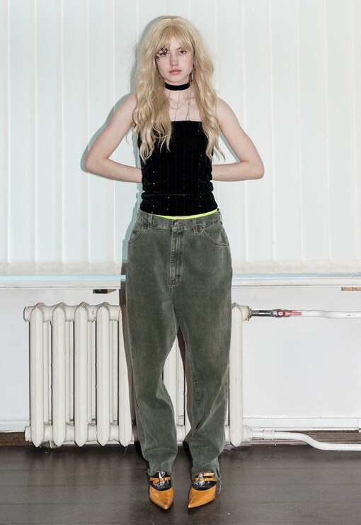 garment image