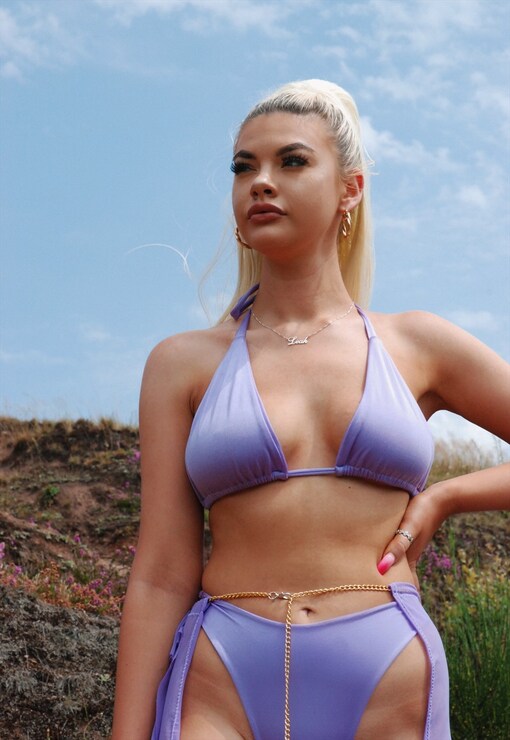 garment image