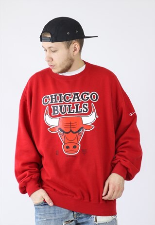 VINTAGE MENS CHICAGO BULLS X CHAMPION BIG LOGO SWEATSHIRT