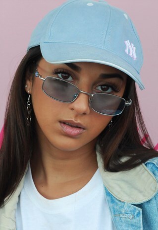 VINTAGE Y2K BLUE DIAMANTE FLOWERS SUMMER FESTIVAL SUNGLASSES