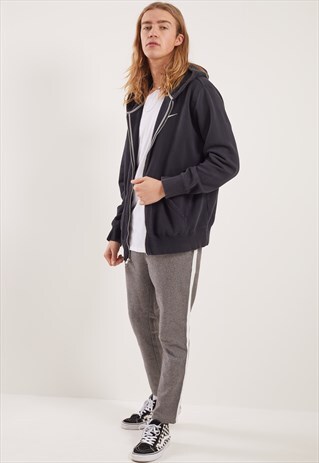 VINTAGE NIKE ZIP-UP HOODIE