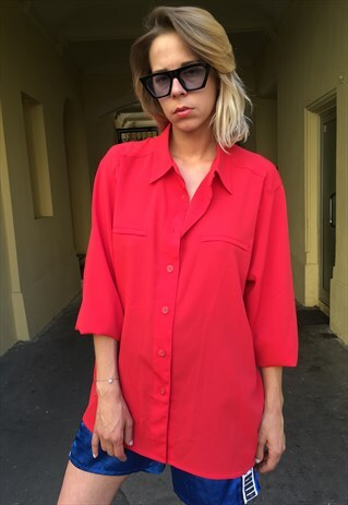 VINTAGE 80' CLASSIC SIMPLE ELEGANT RED LONG UNISEX SHIRT