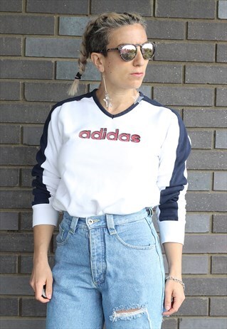 VINTAGE 1990S ADIDAS WHITE AND NAVY SWEATSHIRT