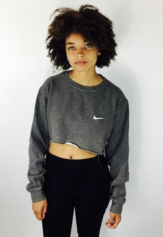 NIKE CROPPED SWEATSHIRT