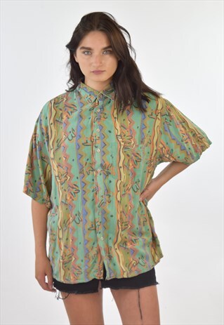 VINTAGE 90S GREEN PATTERNED ABSTRACT SHIRT