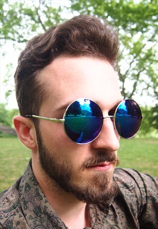 GREEN/ BLUE TINTED CIRCLE SUNGLASSES