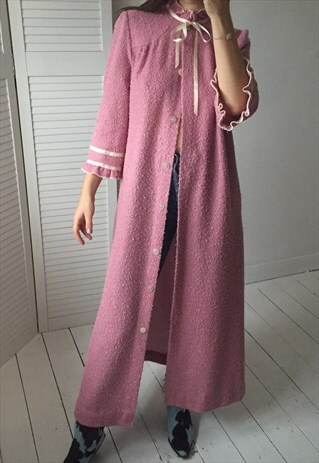 VINTAGE REVIVAL 70S DUSTY PURPLE BOUCLE RUFFLE DRESSING GOWN